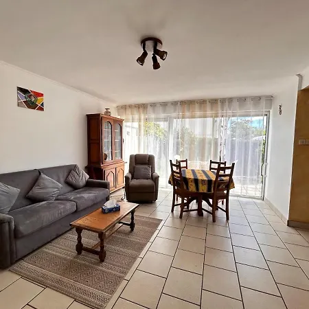 Near The Sea, Garden Level, Parking Daire